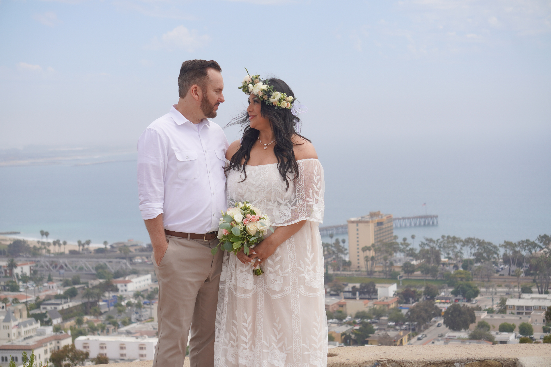 Ventura elopement portrait at Serra Cross overlook above the Pacific Ocean in Ventura, California