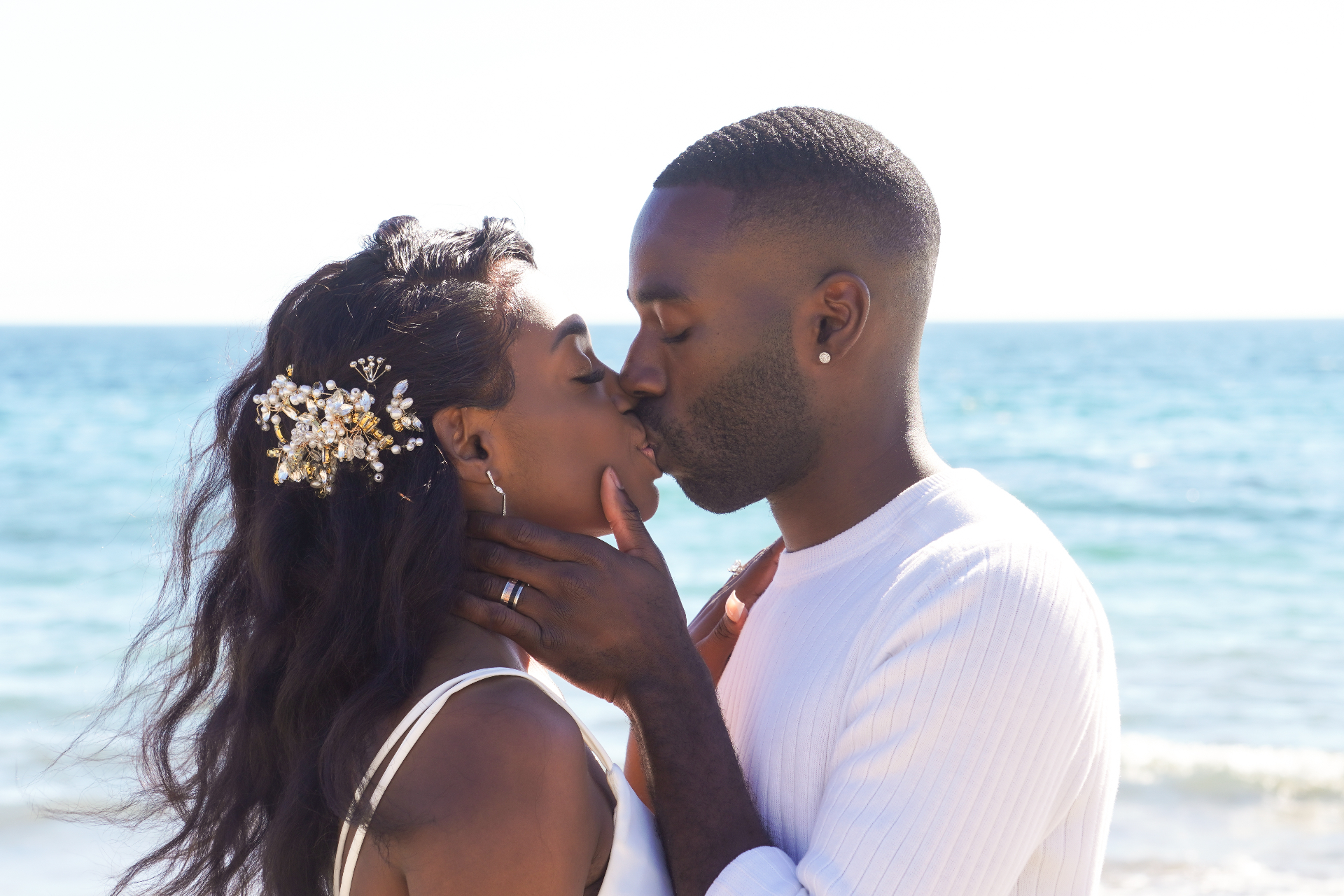 Hawaii wedding moment