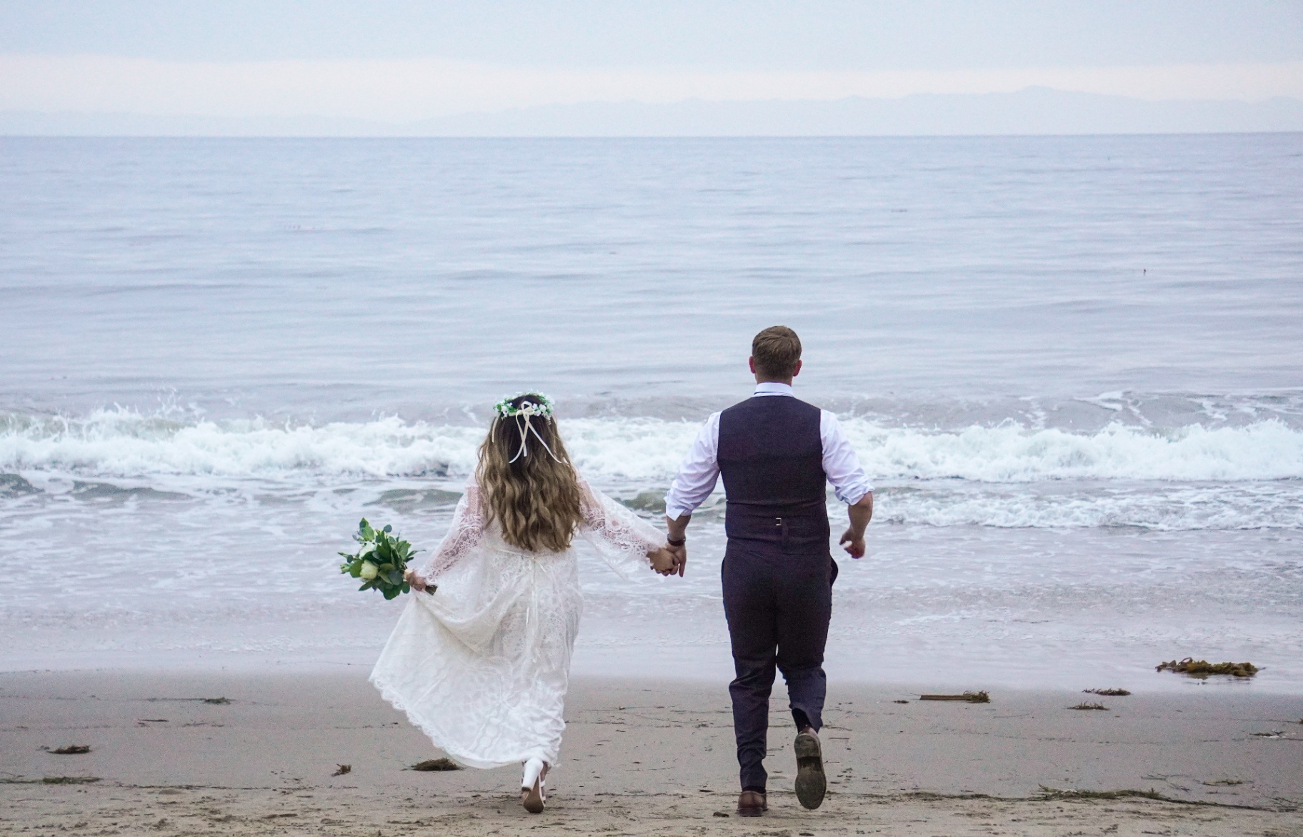Hawaii wedding moment